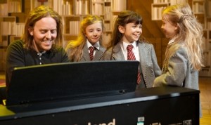 Tim Minchin, Kerry Ingram, Adrianna Bertola, Josie Griffiths - Stratford RSC Matildas